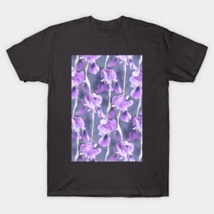 Simple Iris Pattern in Pastel Purple T-Shirt